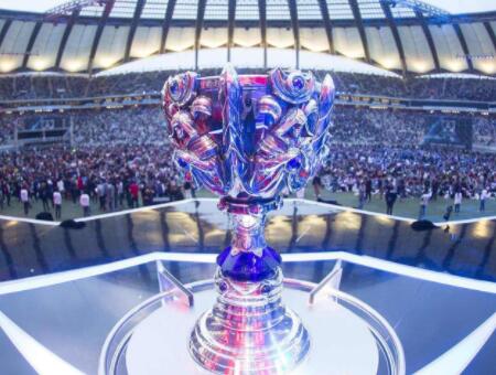 Royal Never Give Up 教练：亚索是Breathe的自信之选，阵容也是适合亚索的